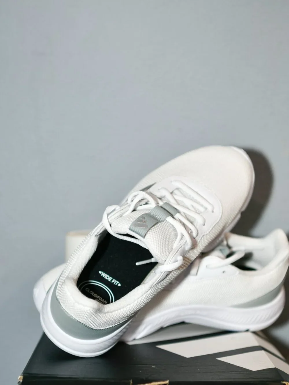 adidas Women's Cloudfoam Flex Sneaker